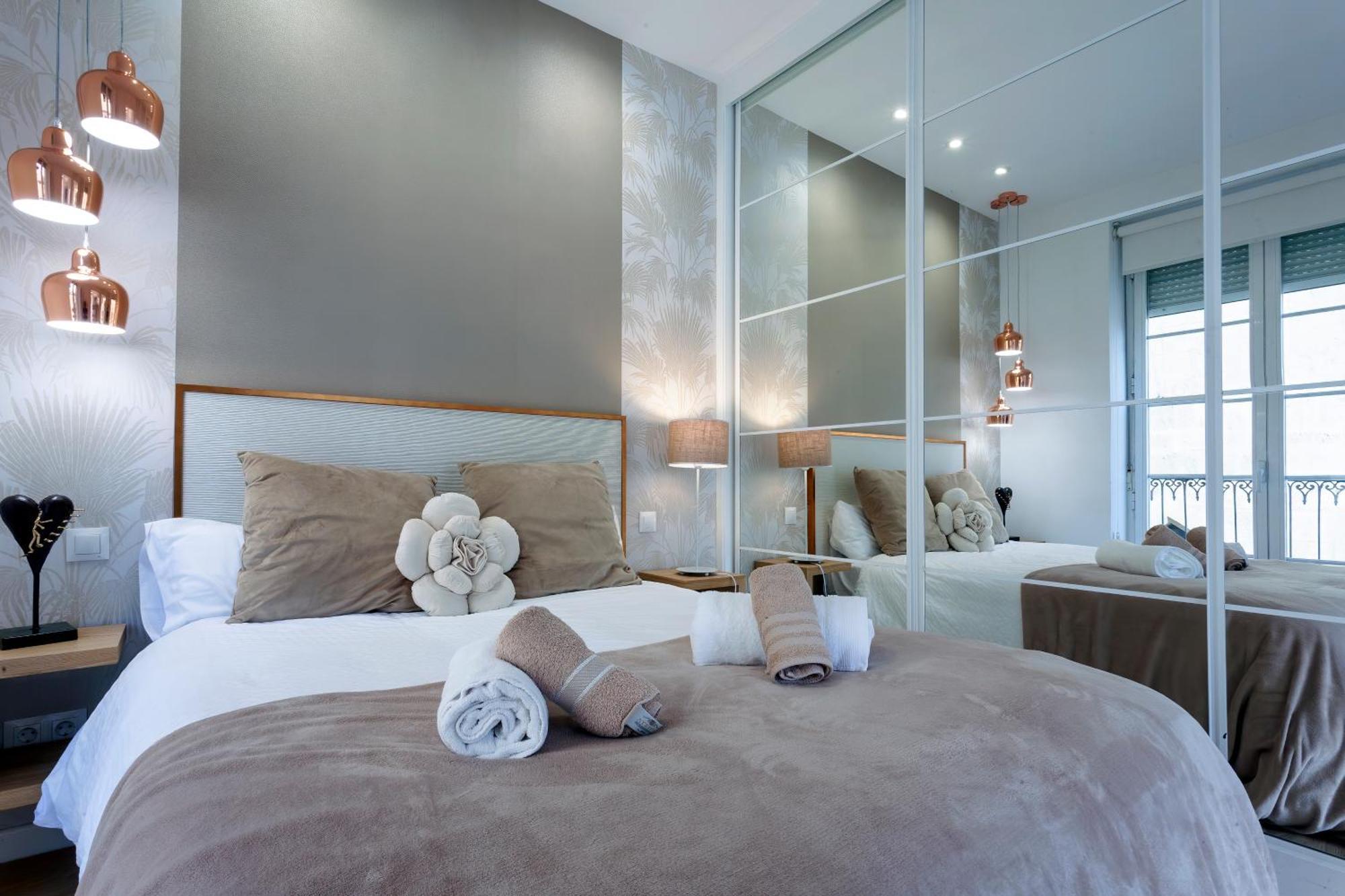 Cinco Balcones A La Catedral By Unique Rooms บูร์โกส ภายนอก รูปภาพ