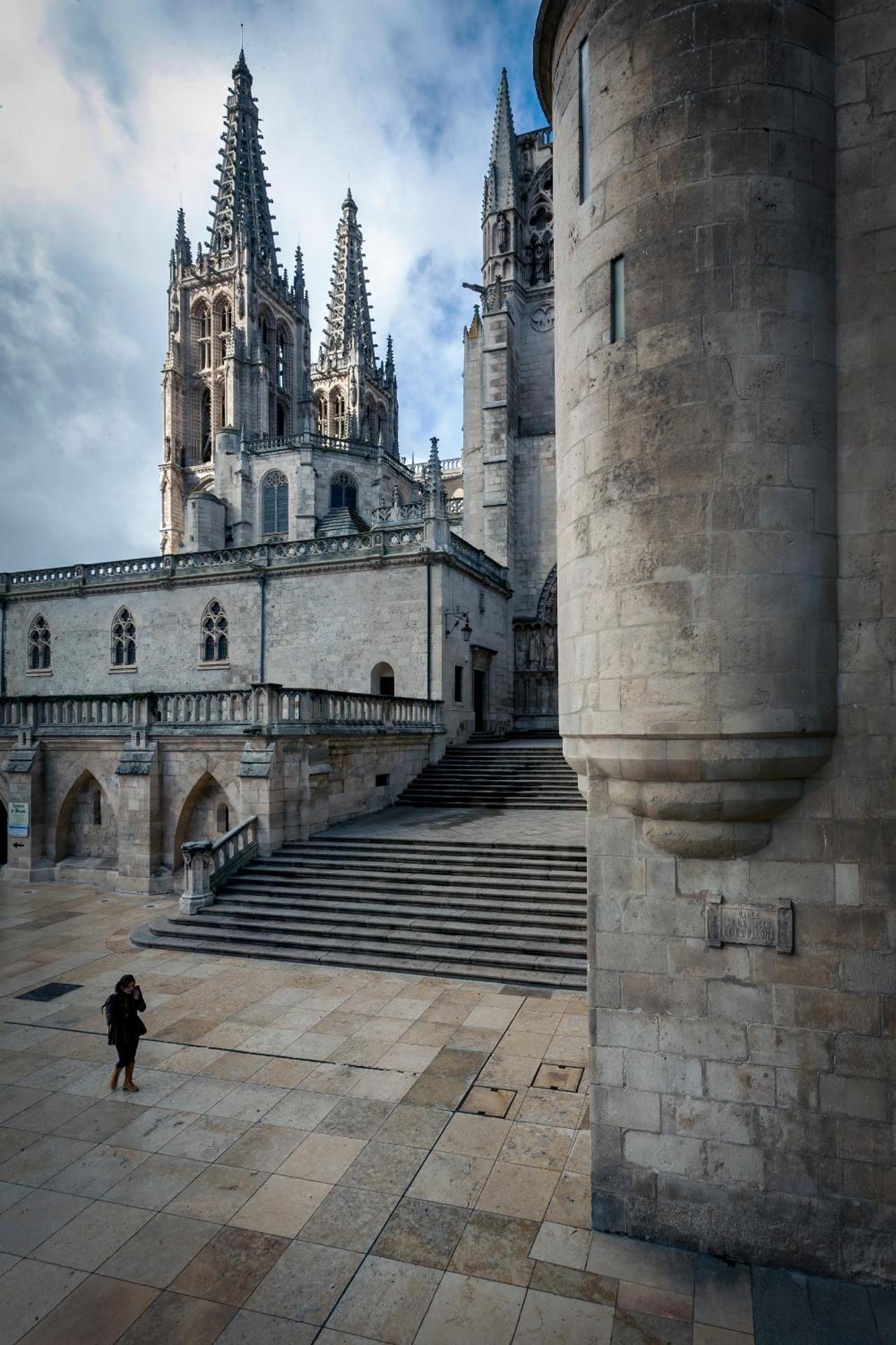 Cinco Balcones A La Catedral By Unique Rooms บูร์โกส ภายนอก รูปภาพ
